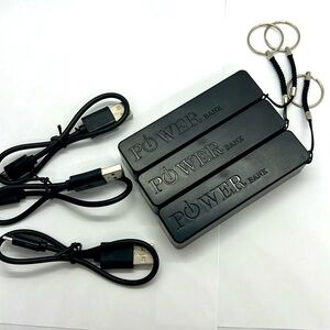 Lot of 3 Quick Charge Power Banks on Keychains NWOT